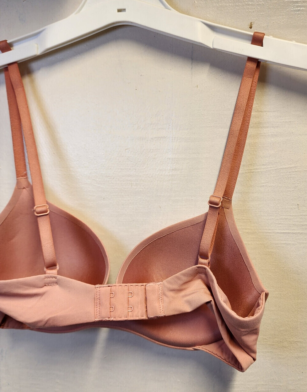 NWOT Auden Women's Pink Underwire Lightly Line Bra Adjustable Straps Size 32B - Picture 4 of 5
